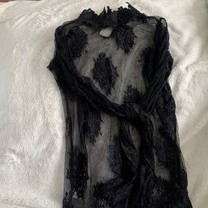 🖤Lace top-NWT - S